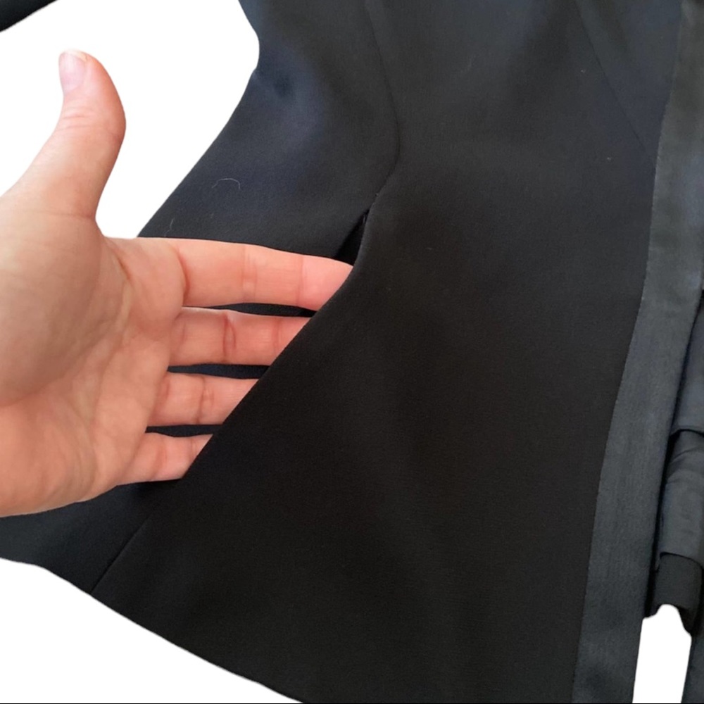 Tahari Women's Size 12 Black Polyester Blazer - Picture 7 of 10